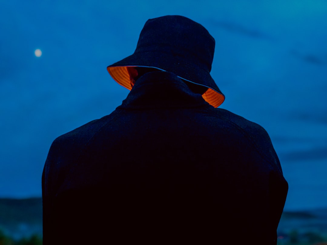 Jak działają FBI i inne agencje? - kulisy największych śledztw